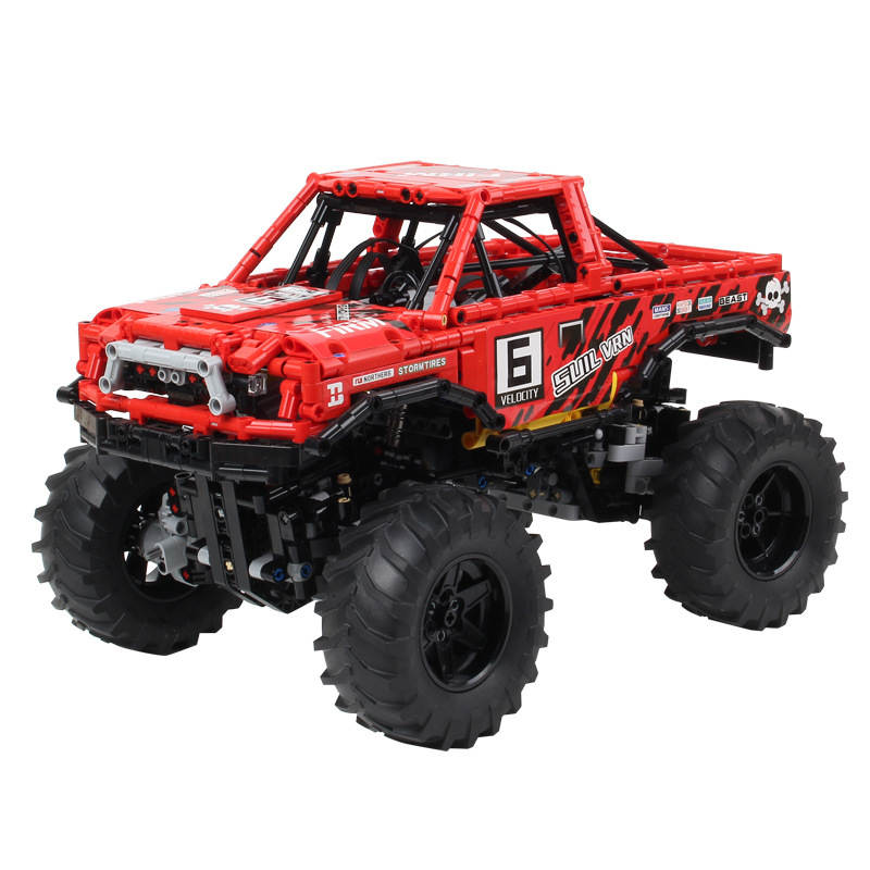 Monster Truck With Automated Differential Lock