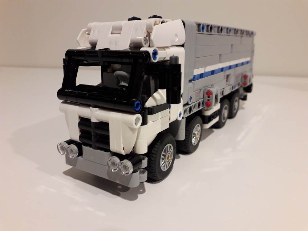 Wing Body Truck small version