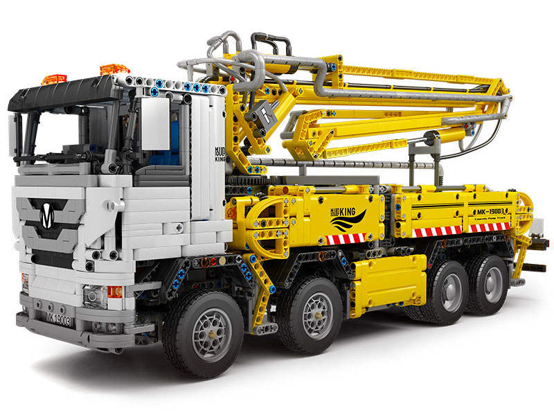 Truck with concrete pump