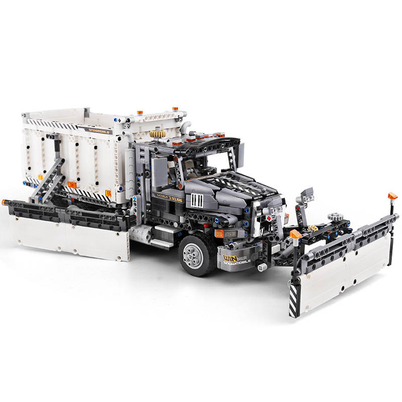 Snowplow MACK Granite - LEGO Technic 42078 Alternate MOC