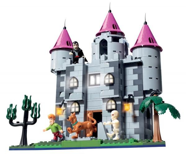 Character Building Scooby Doo Draculas Castle Playset