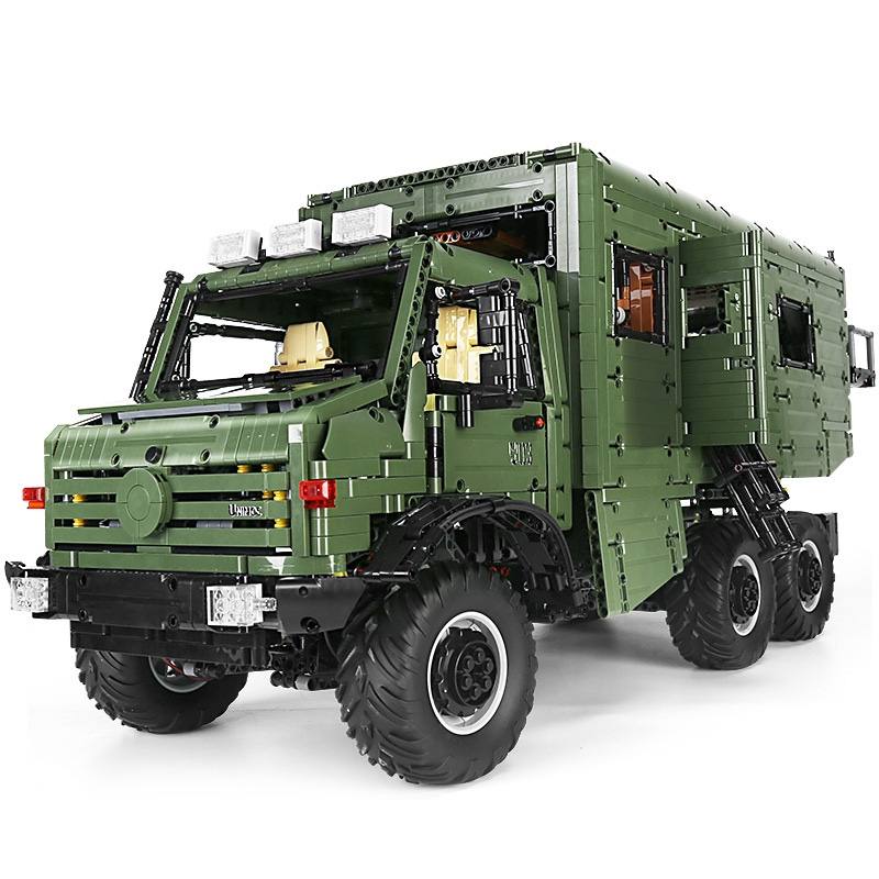 Mercedes-Benz Unimog