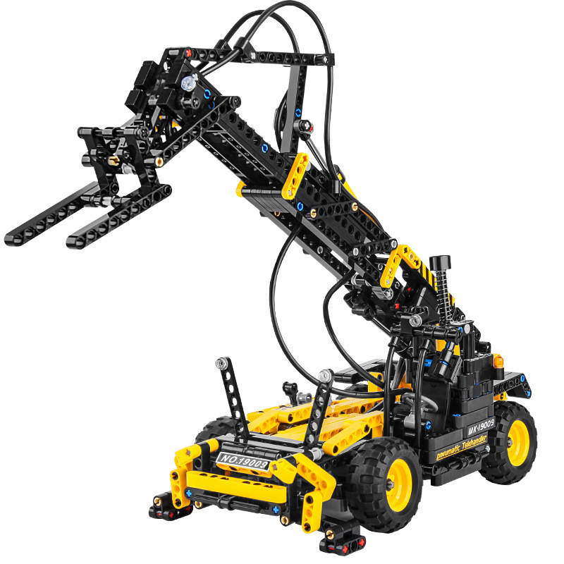 Pneumatic Telescopic Forklift