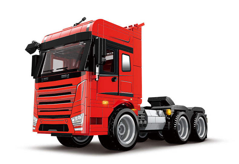 Semi-trailer Towing Vehicle