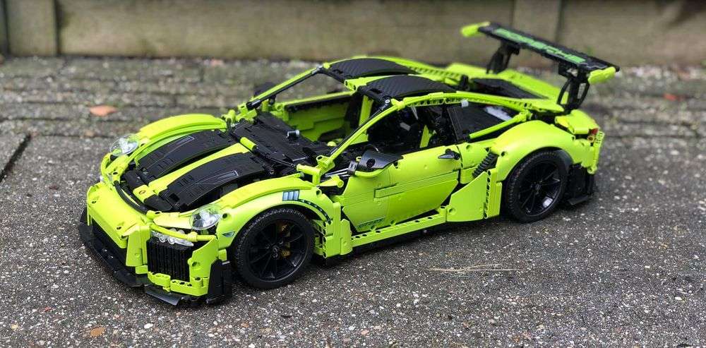 Porsche 911 GT2RS