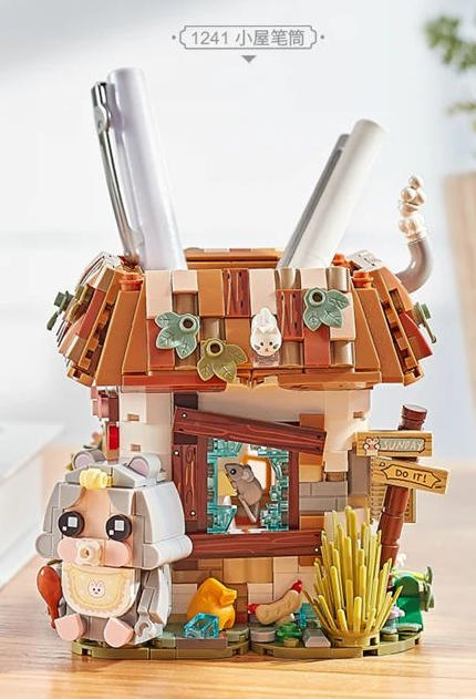 Pen Holder